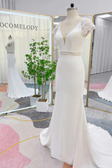 Trumpet-Mermaid Court Train Stretch Satin Wedding Dress CW3288 - COCOMELODY