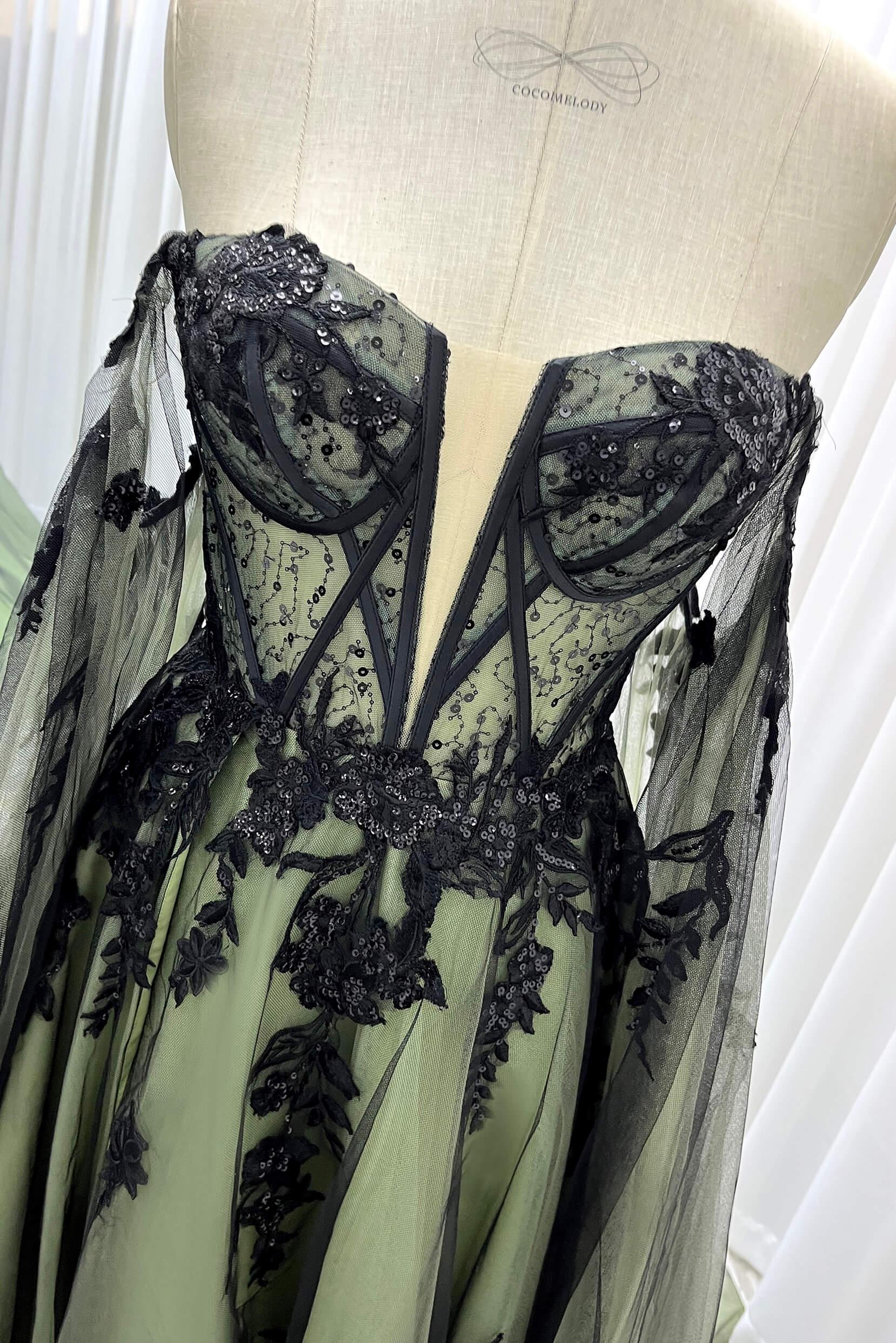 A-Line Court Train Sequined Lace Tulle Wedding Dress CW3352 - COCOMELODY