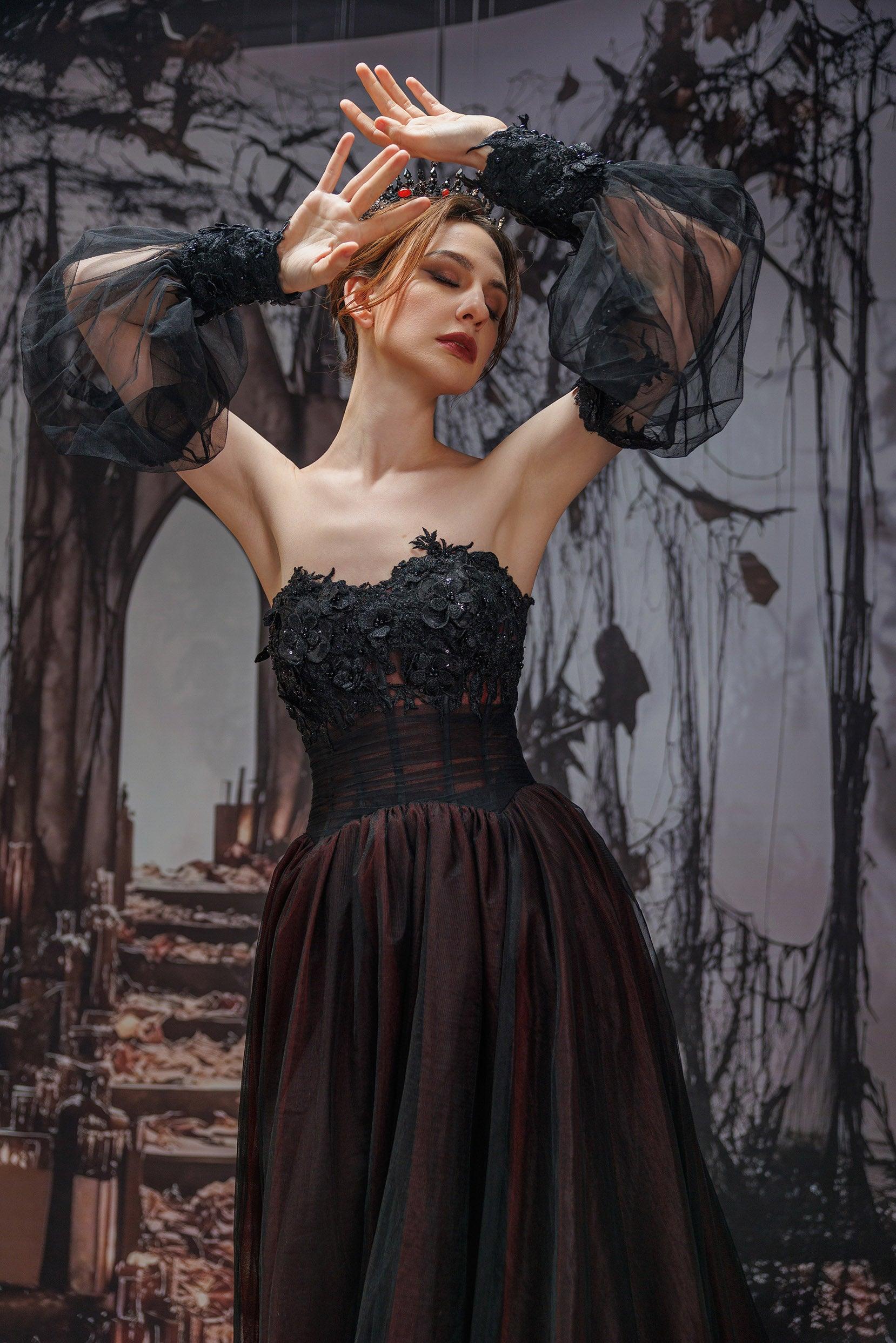 A-Line Chapel Train Lace Tulle Wedding Dress CW3353 - COCOMELODY