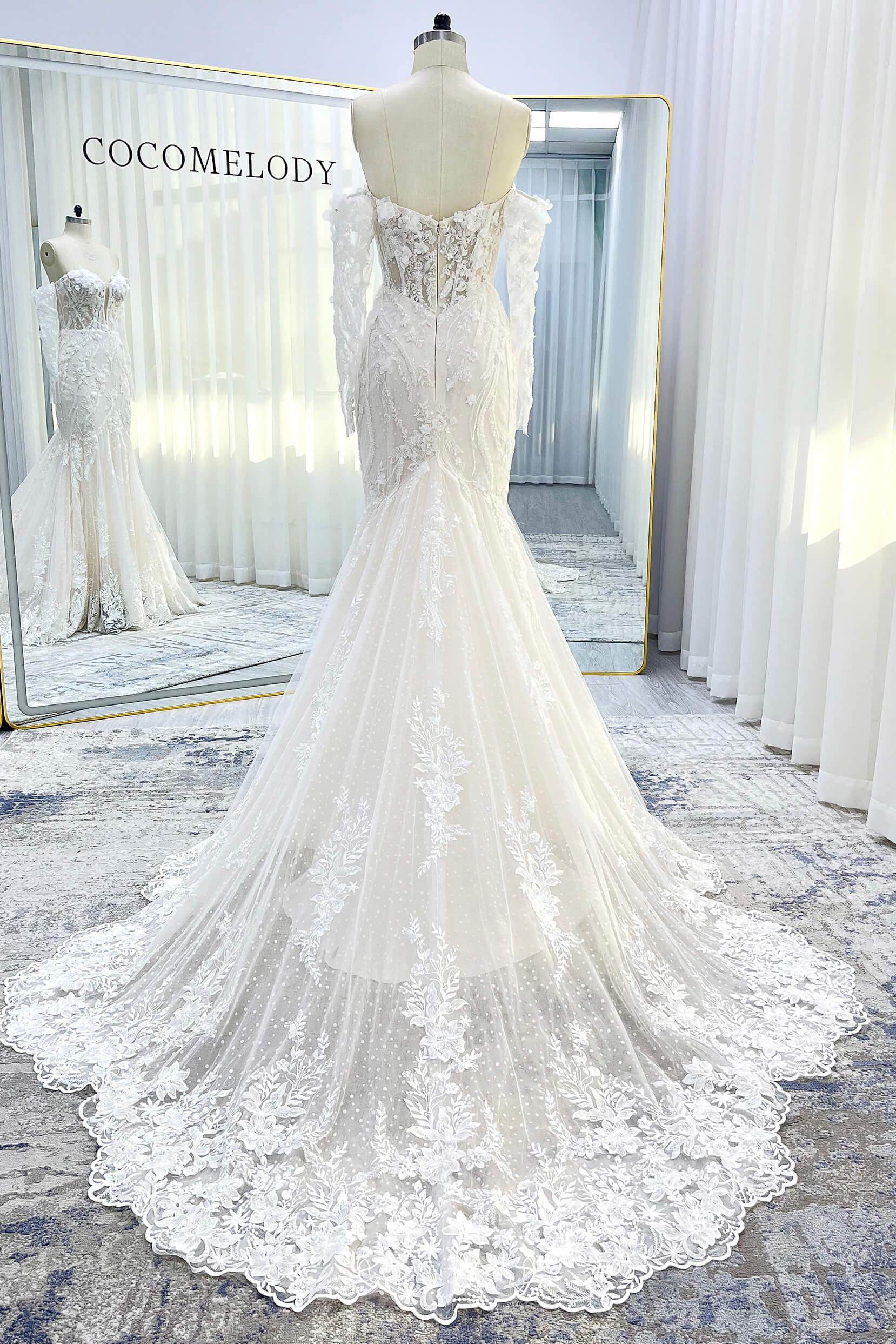 Trumpet-Mermaid Court Train Lace Tulle Wedding Dress CW3536 - COCOMELODY