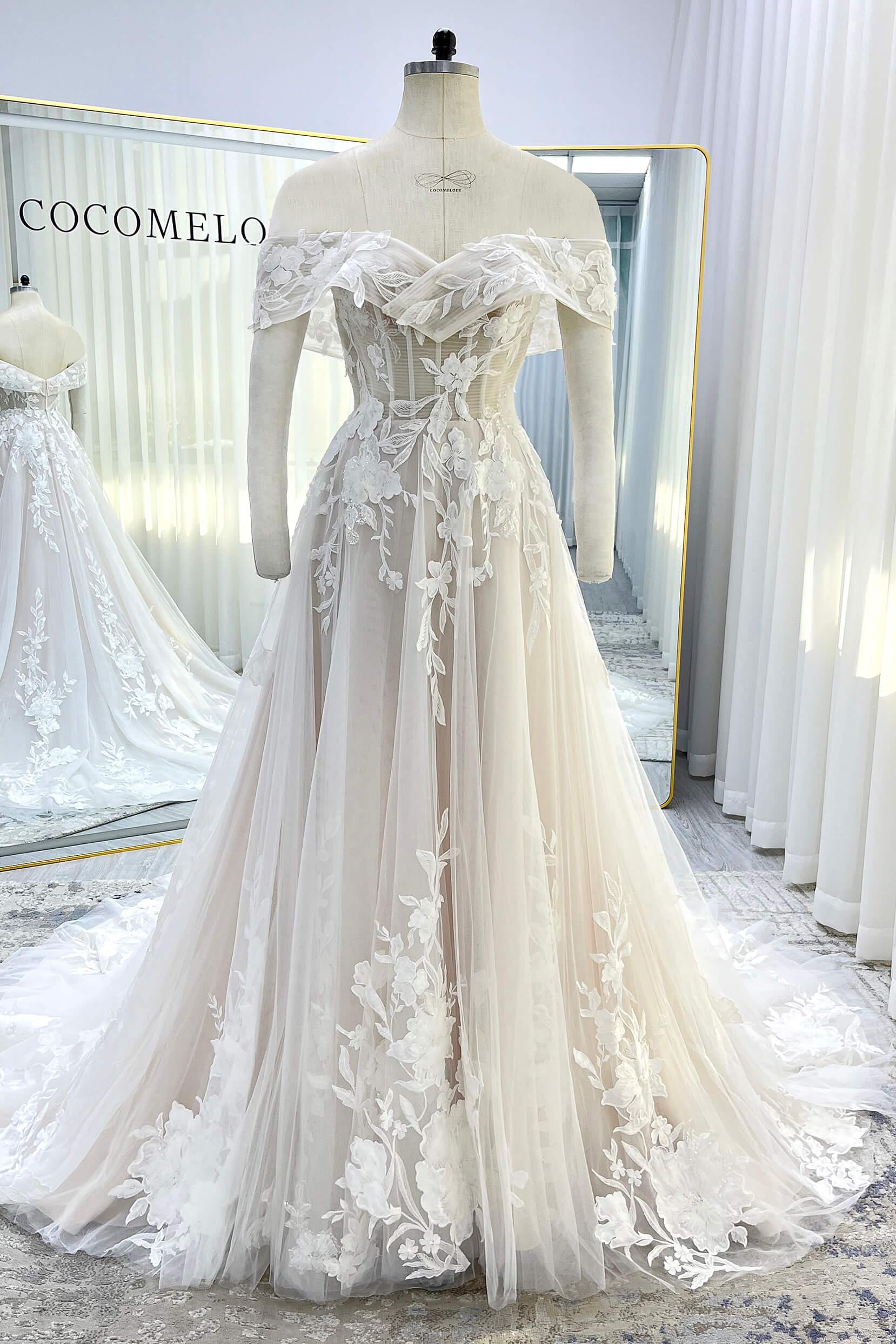 A-Line Court Train Lace Tulle Wedding Dress CW3539 - COCOMELODY