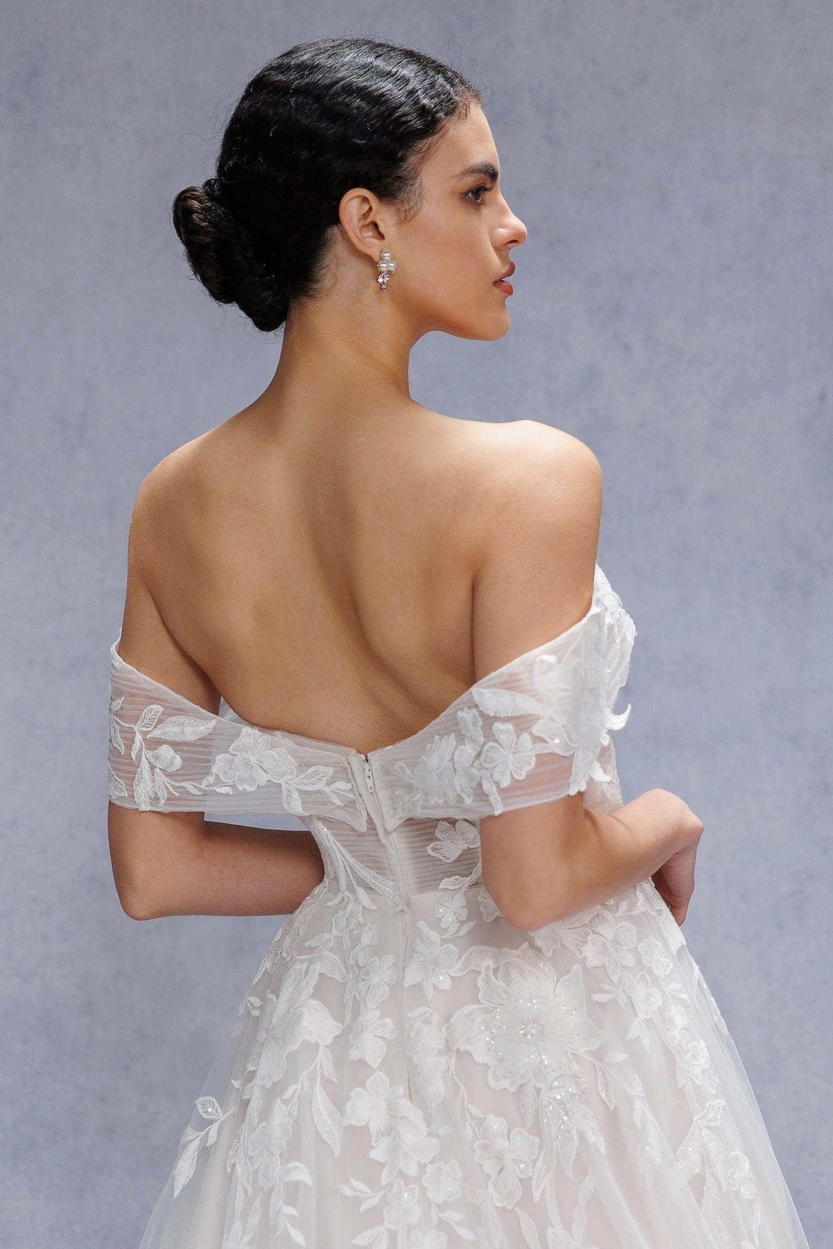 A-Line Court Train Lace Tulle Wedding Dress CW3539CR - COCOMELODY