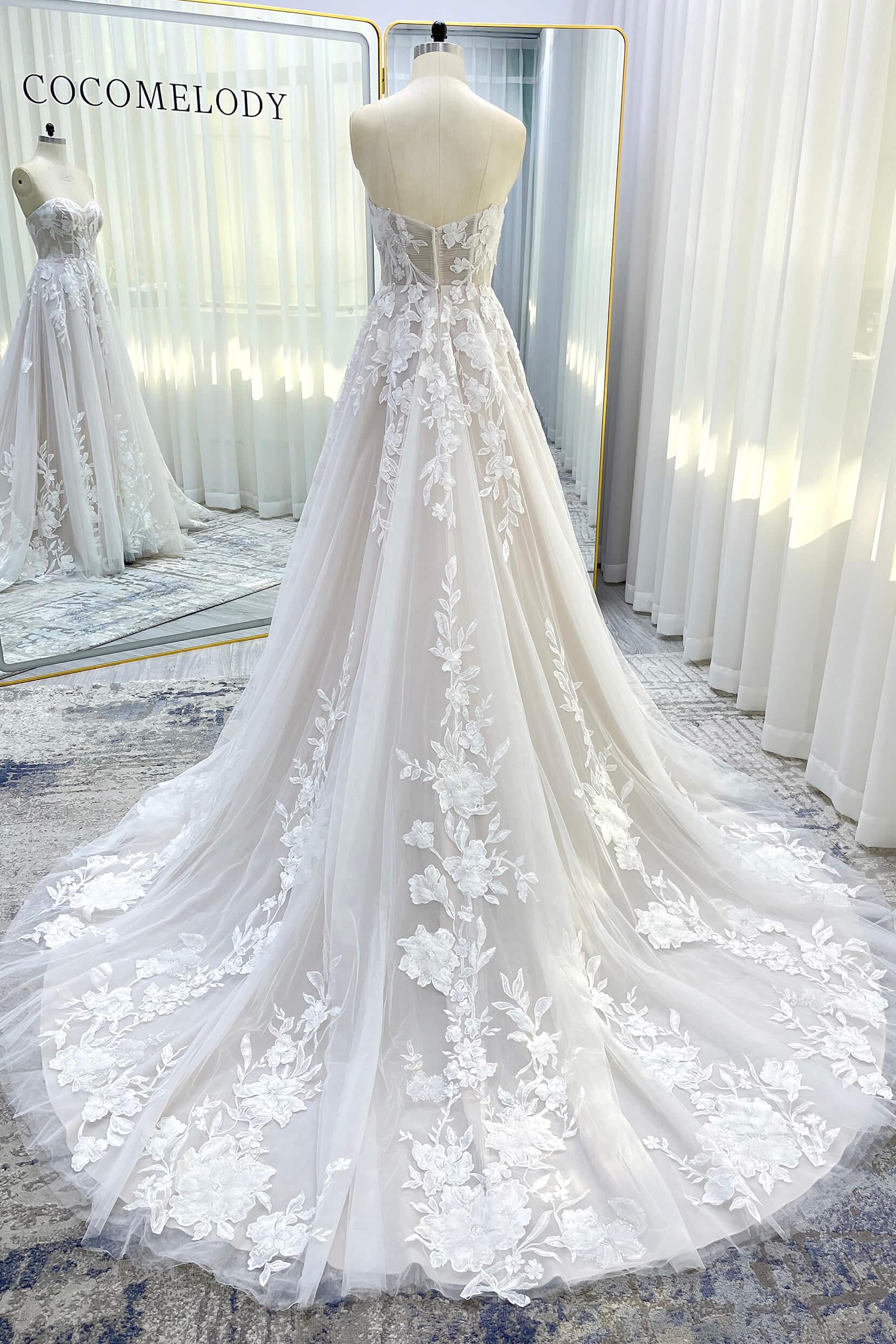A-Line Court Train Lace Tulle Wedding Dress CW3539 - COCOMELODY