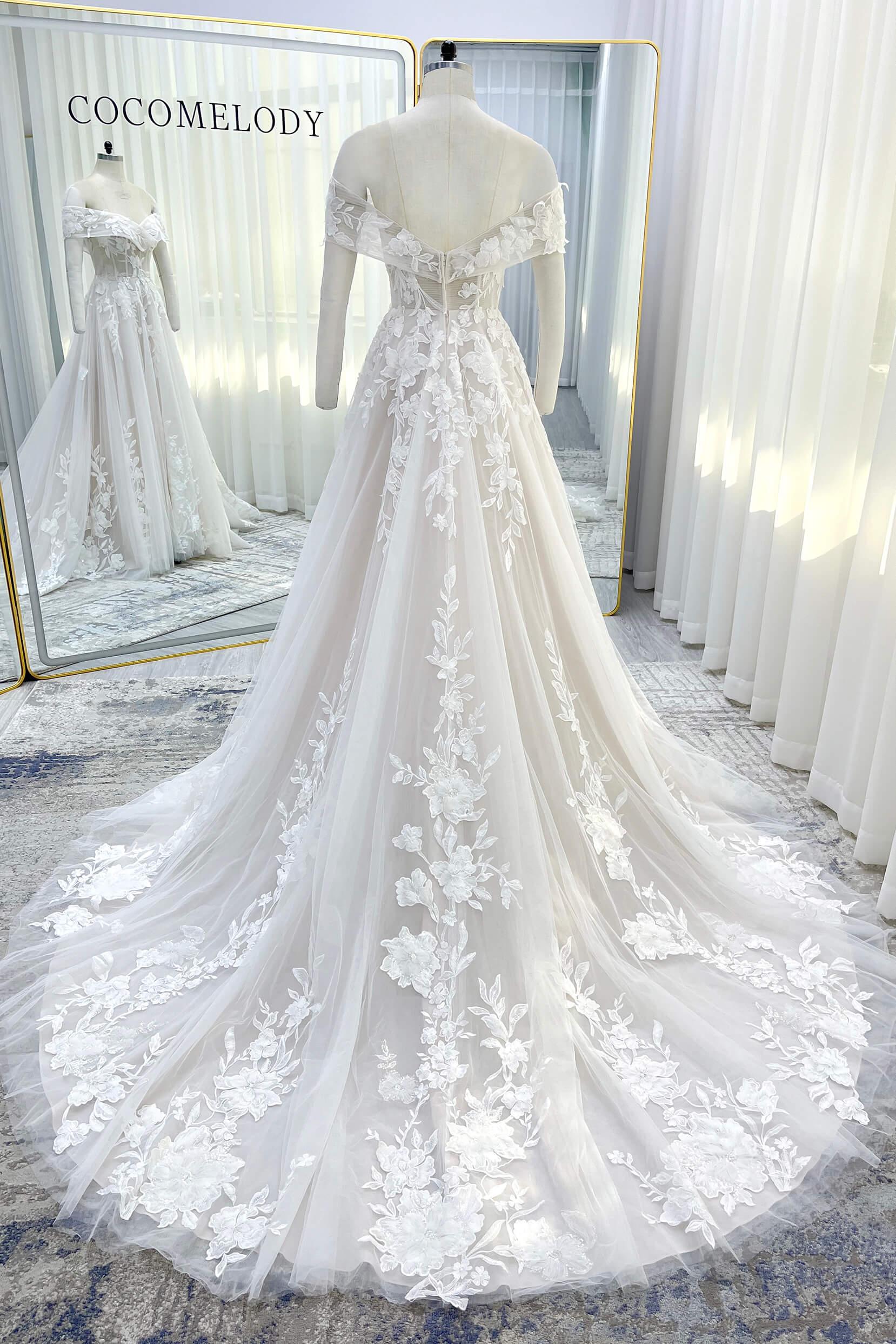 A-Line Court Train Lace Tulle Wedding Dress CW3539 - COCOMELODY