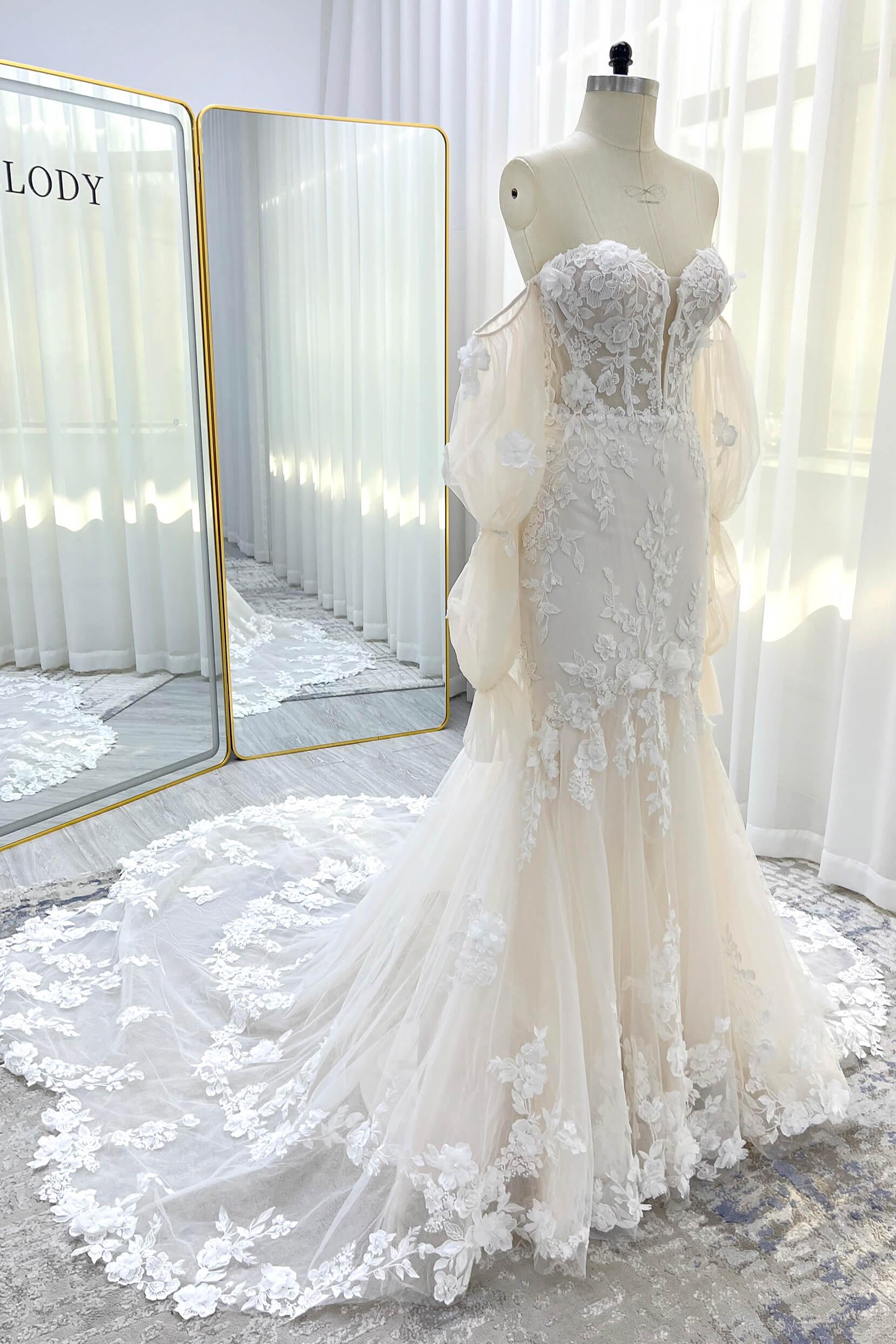 Trumpet-Mermaid Chapel Train Lace Tulle Wedding Dress CW3541 - COCOMELODY