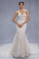 Trumpet-Mermaid Chapel Train Lace Tulle Wedding Dress CW3541 - COCOMELODY