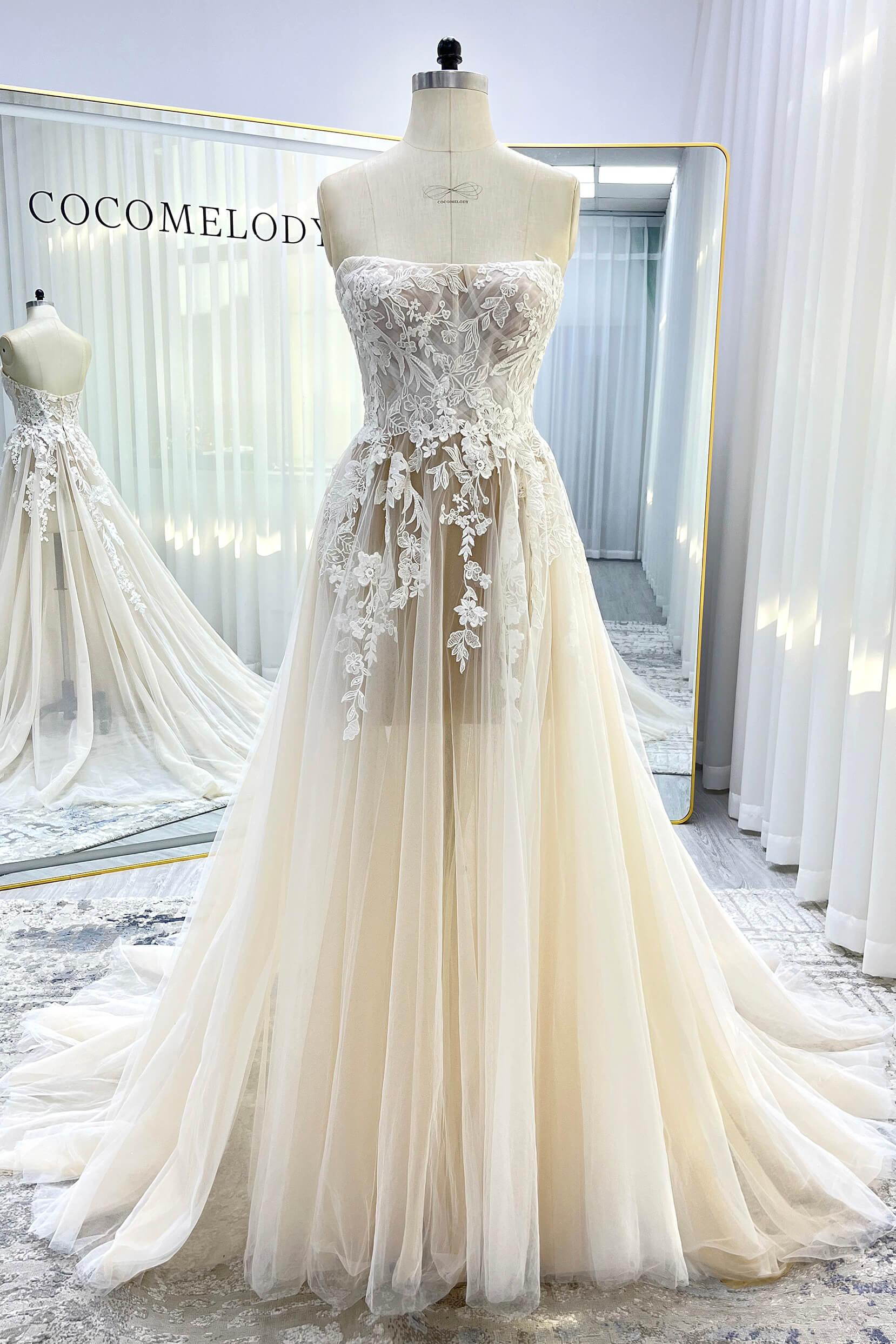 A-Line Court Train Lace Tulle Wedding Dress CW3542 - COCOMELODY