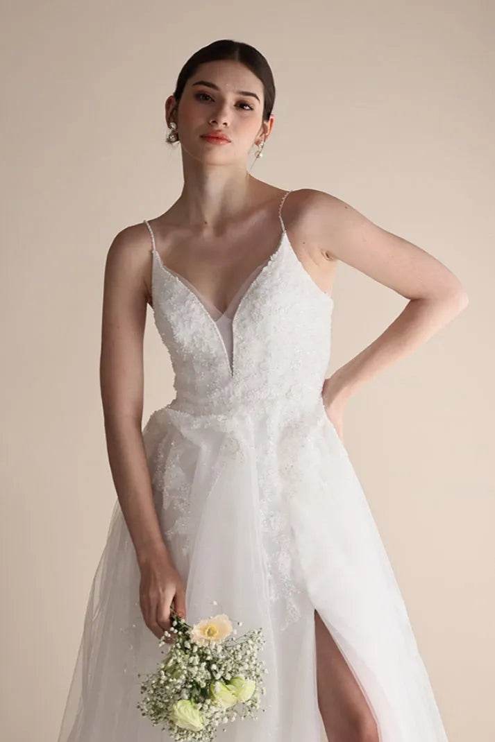 A-Line Sweep-Brush Train Lace Tulle Wedding Dress CW3547 - COCOMELODY