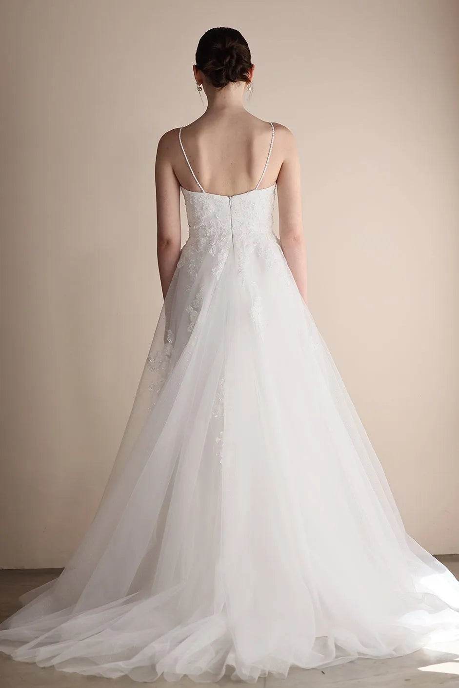 A-Line Sweep-Brush Train Lace Tulle Wedding Dress CW3547 - COCOMELODY