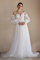 A-Line Sweep-Brush Train Lace Tulle Wedding Dress CW3548 - COCOMELODY