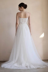 A-Line Sweep-Brush Train Lace Tulle Wedding Dress CW3548 - COCOMELODY