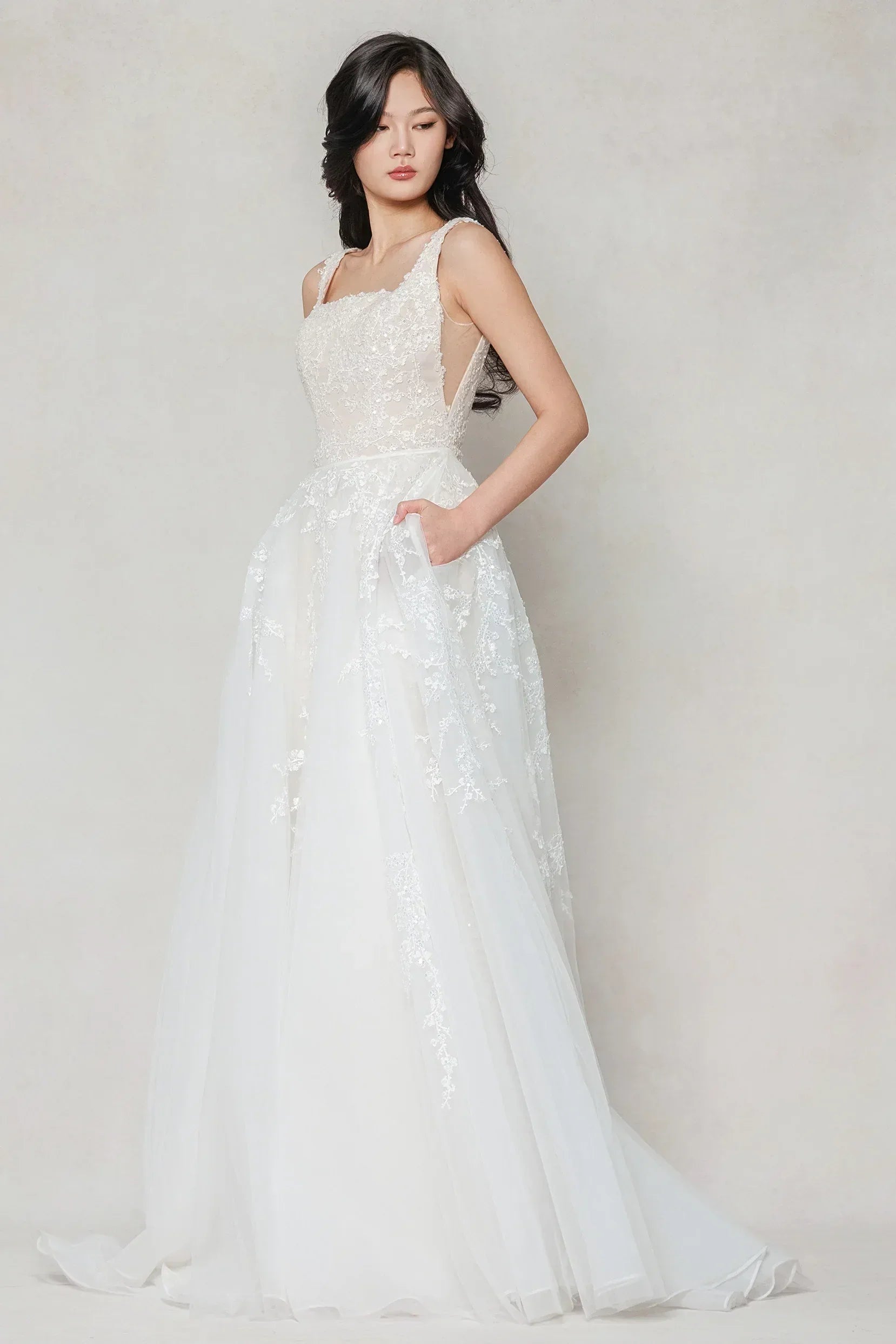 A-Line Sweep-Brush Train Tulle Wedding Dress CW3589 - COCOMELODY