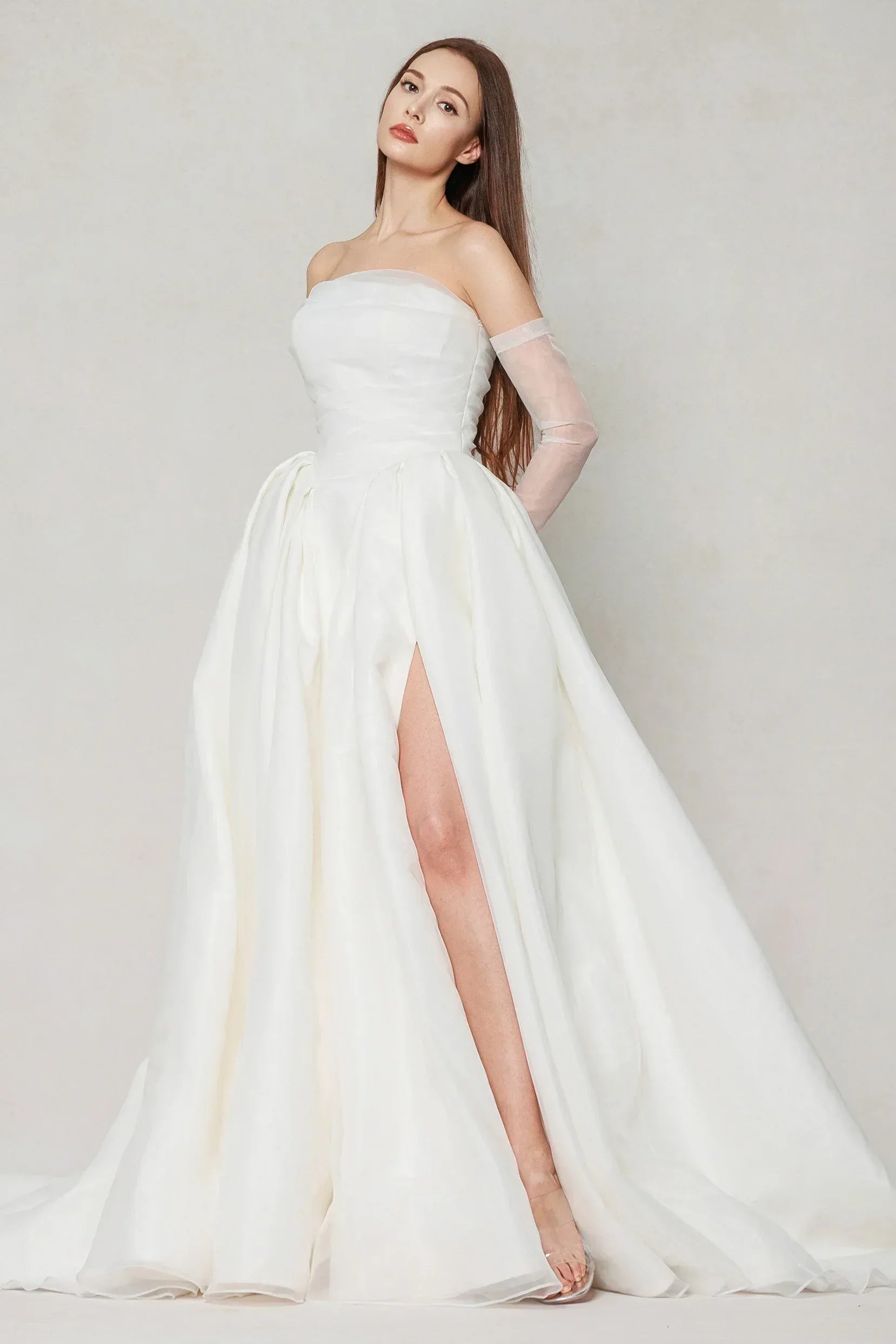 Ball Gown Chapel Train Organza Wedding Dress CW3591 - COCOMELODY