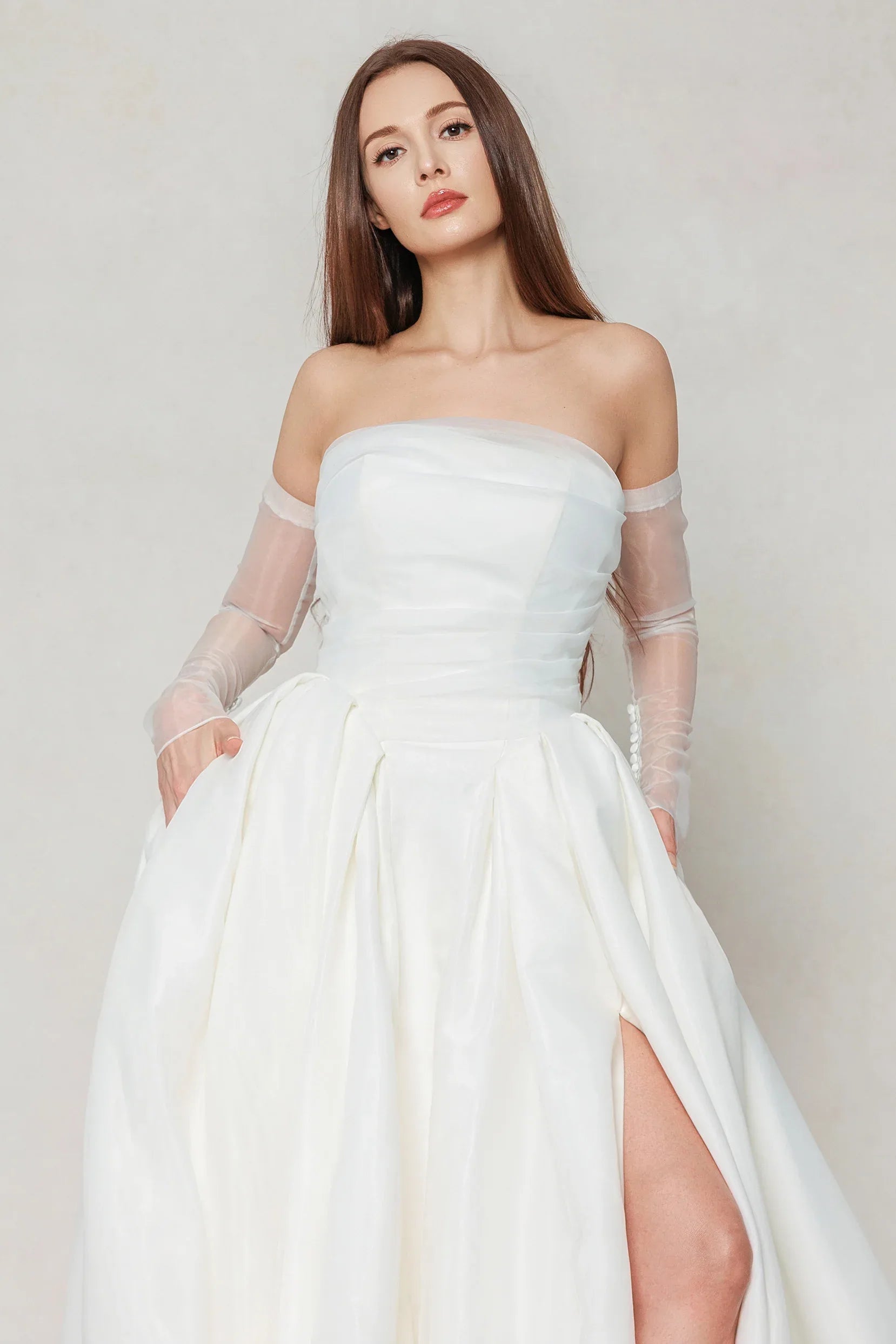 Ball Gown Chapel Train Organza Wedding Dress CW3591 - COCOMELODY