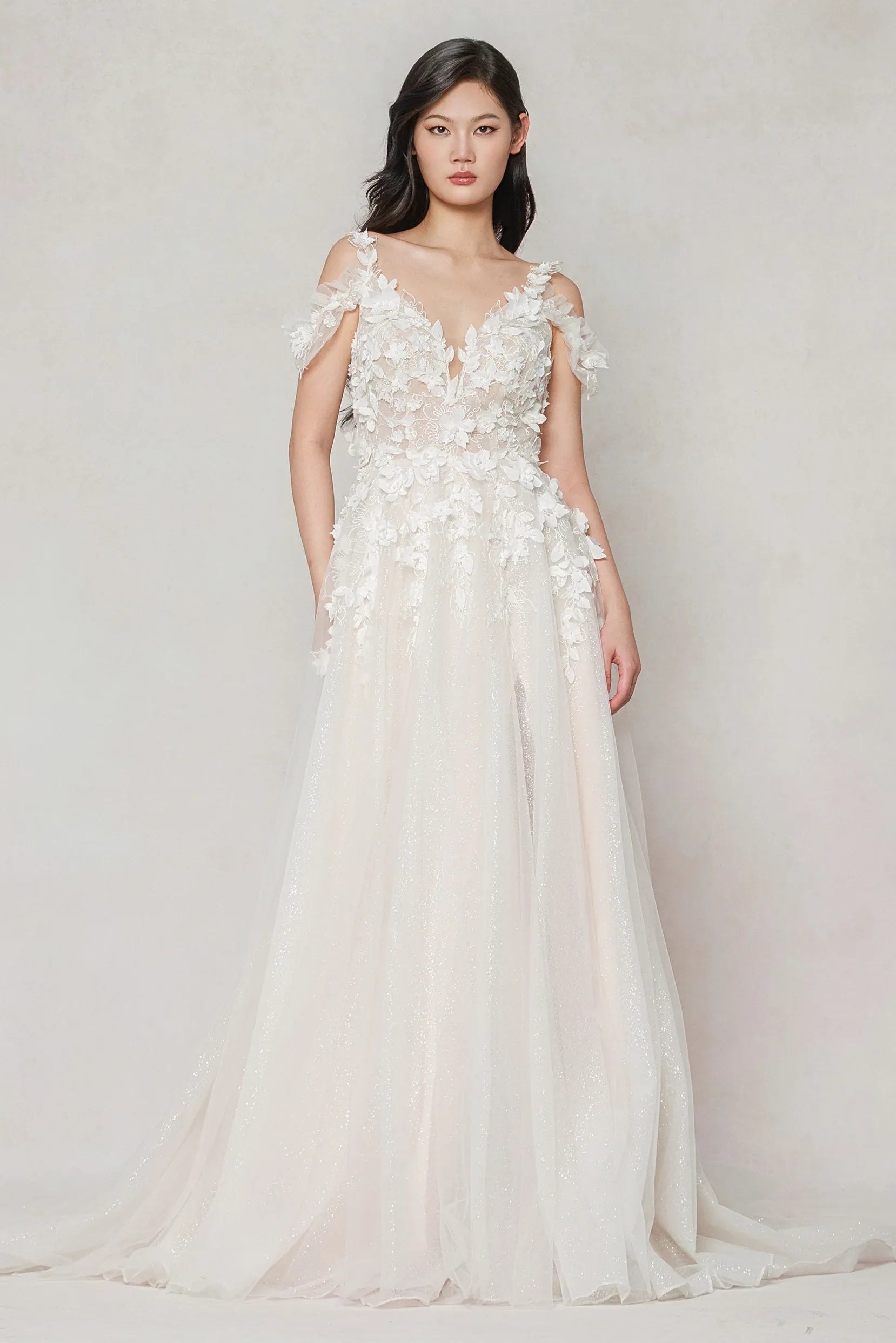 A-Line Sweep-Brush Train Tulle Wedding Dress CW3630 - COCOMELODY