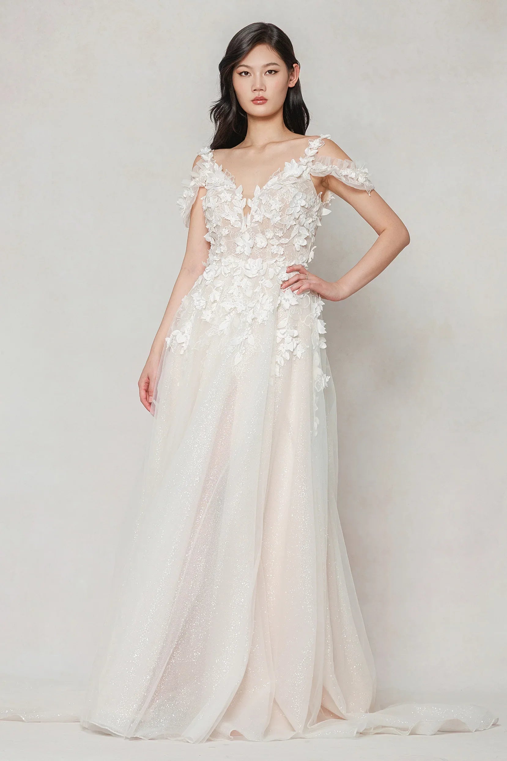 A-Line Sweep-Brush Train Tulle Wedding Dress CW3630 - COCOMELODY