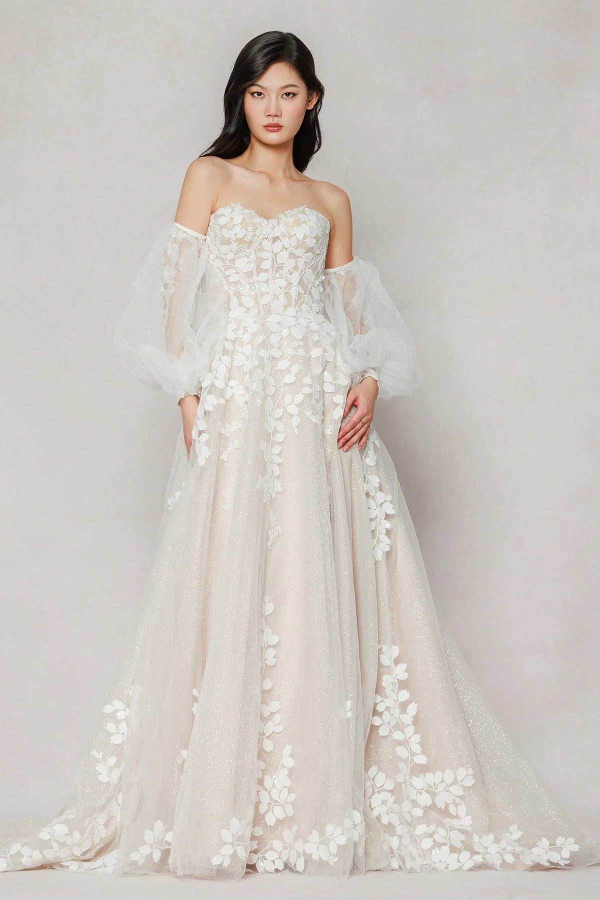 A-Line Sweep-Brush Train Tulle Wedding Dress CW3631 - COCOMELODY