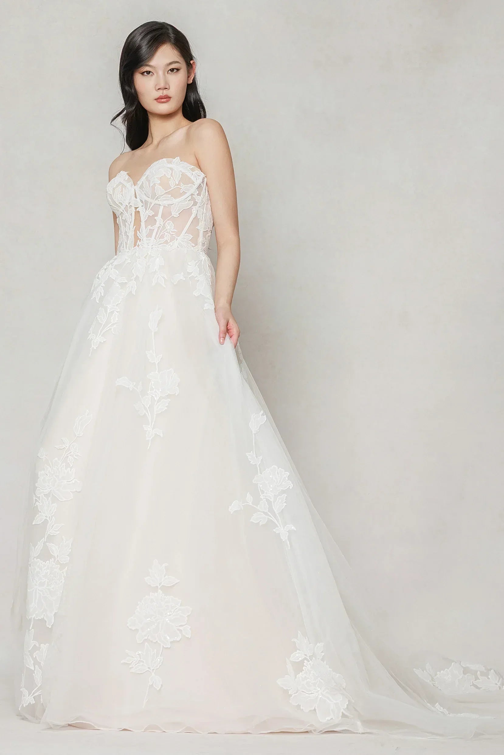 A-Line Court Train Tulle Wedding Dress CW3634 - COCOMELODY