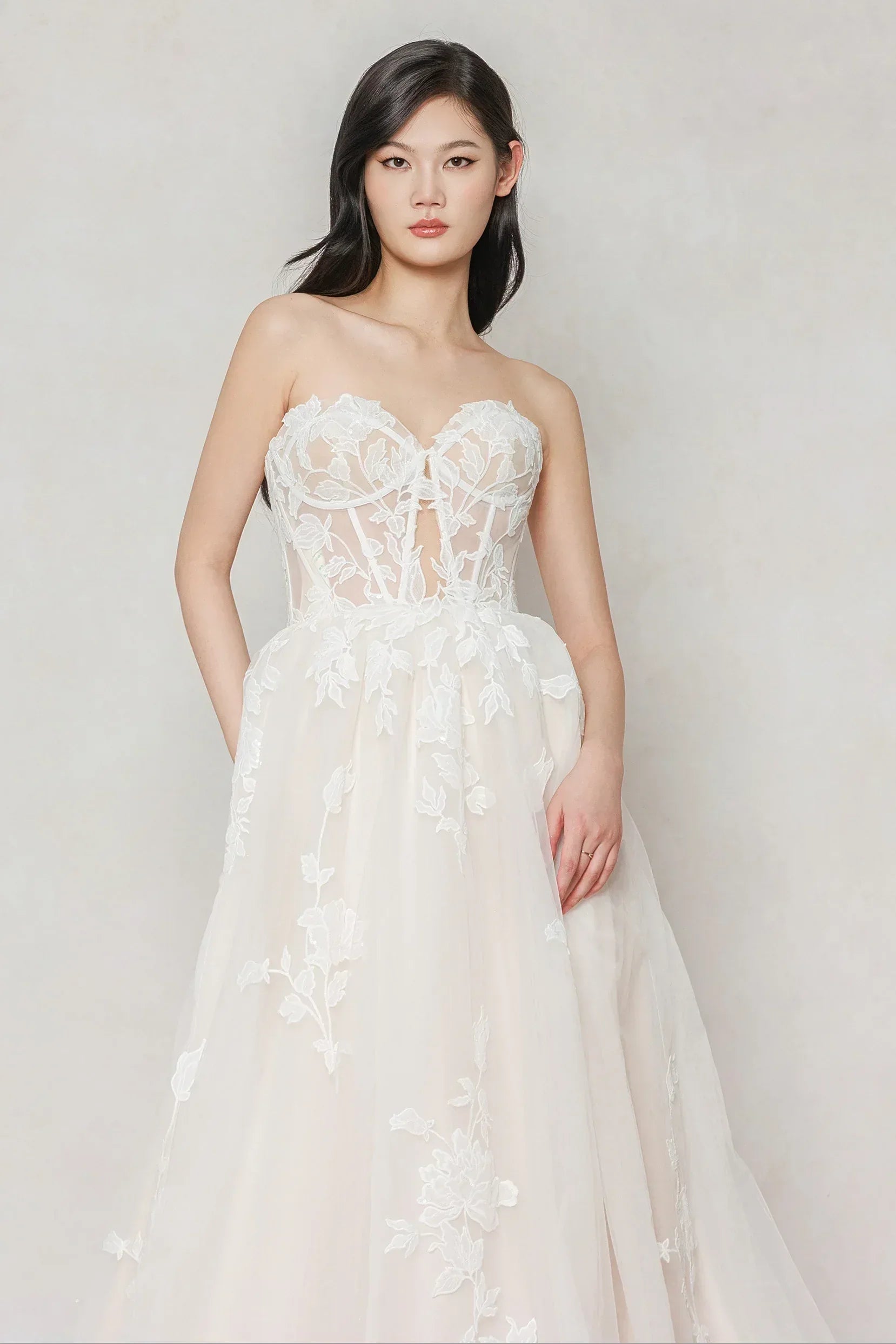 A-Line Court Train Tulle Wedding Dress CW3634 - COCOMELODY