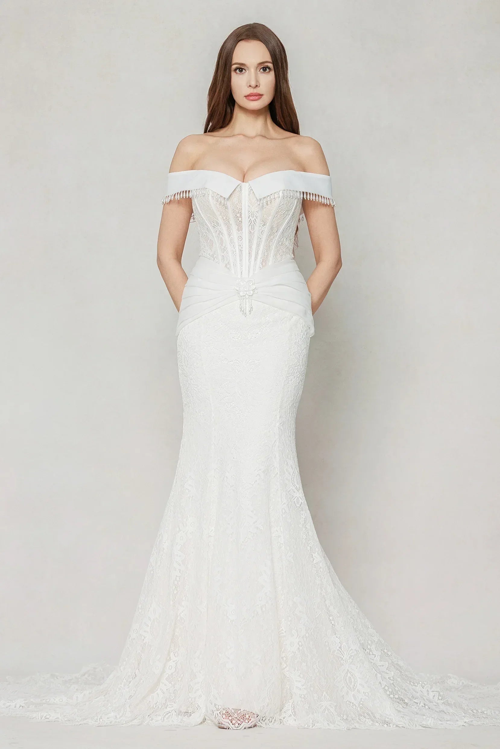 Trumpet-Mermaid Court Train Lace Wedding Dress CW3637 - COCOMELODY