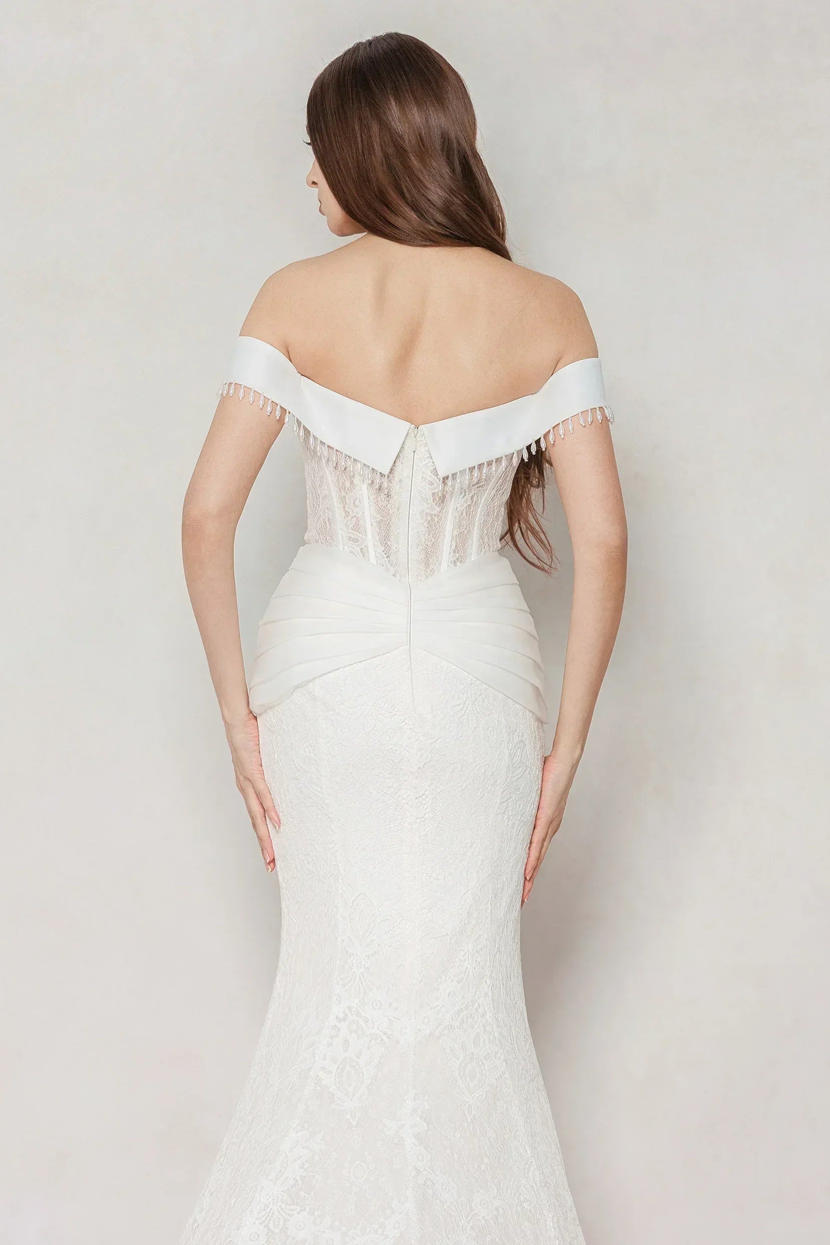 Trumpet-Mermaid Court Train Lace Wedding Dress CW3637 - COCOMELODY