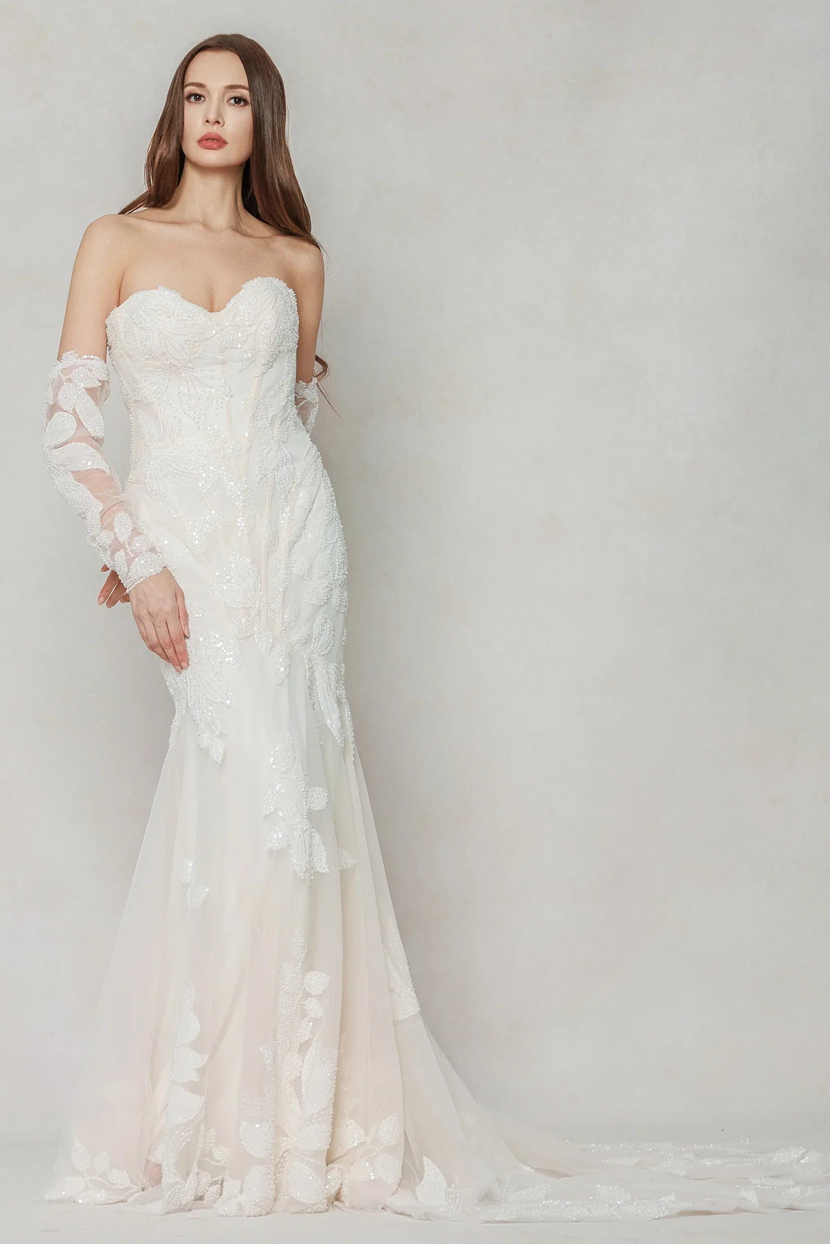 Trumpet-Mermaid Court Train Tulle Wedding Dress CW3639 - COCOMELODY