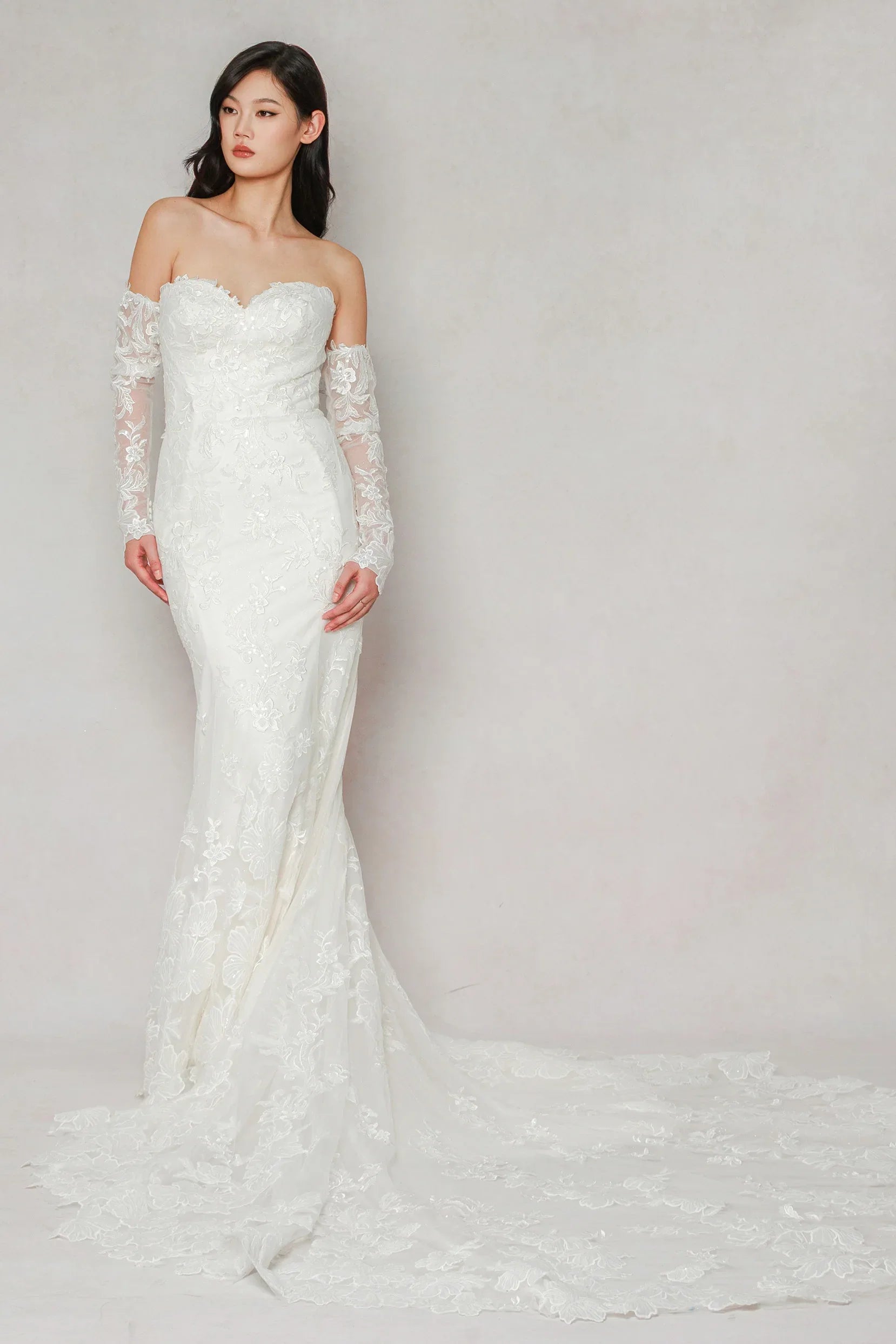 Trumpet-Mermaid Chapel Train Tulle Wedding Dress CW3641 - COCOMELODY