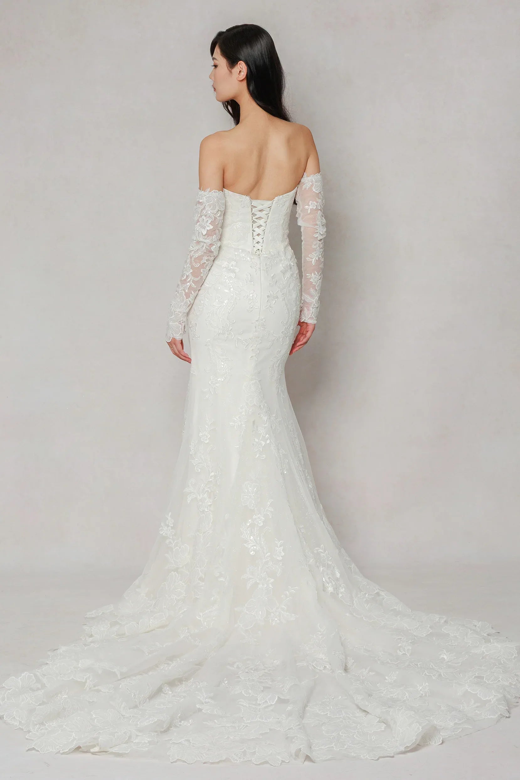 Trumpet-Mermaid Chapel Train Tulle Wedding Dress CW3641 - COCOMELODY