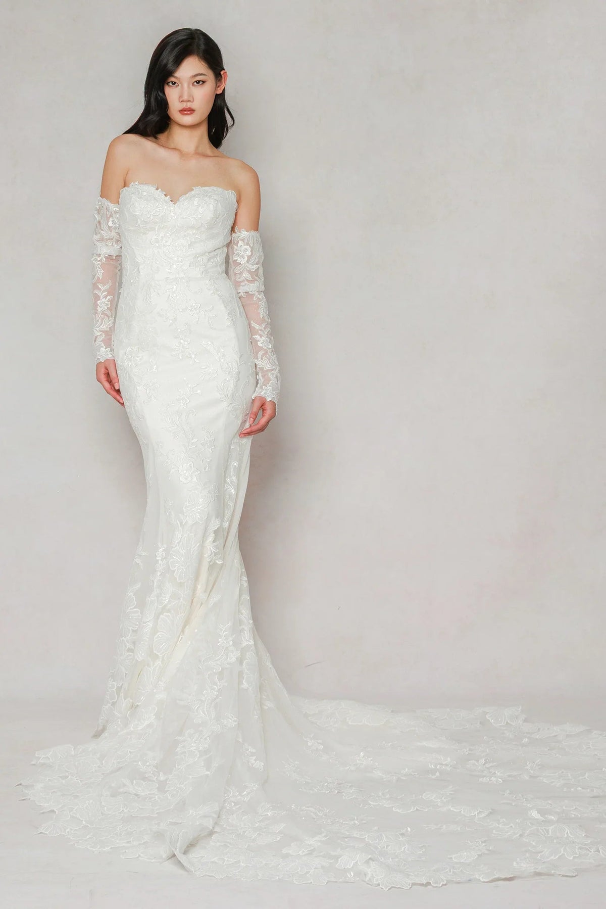 Trumpet-Mermaid Chapel Train Tulle Wedding Dress CW3641 - COCOMELODY