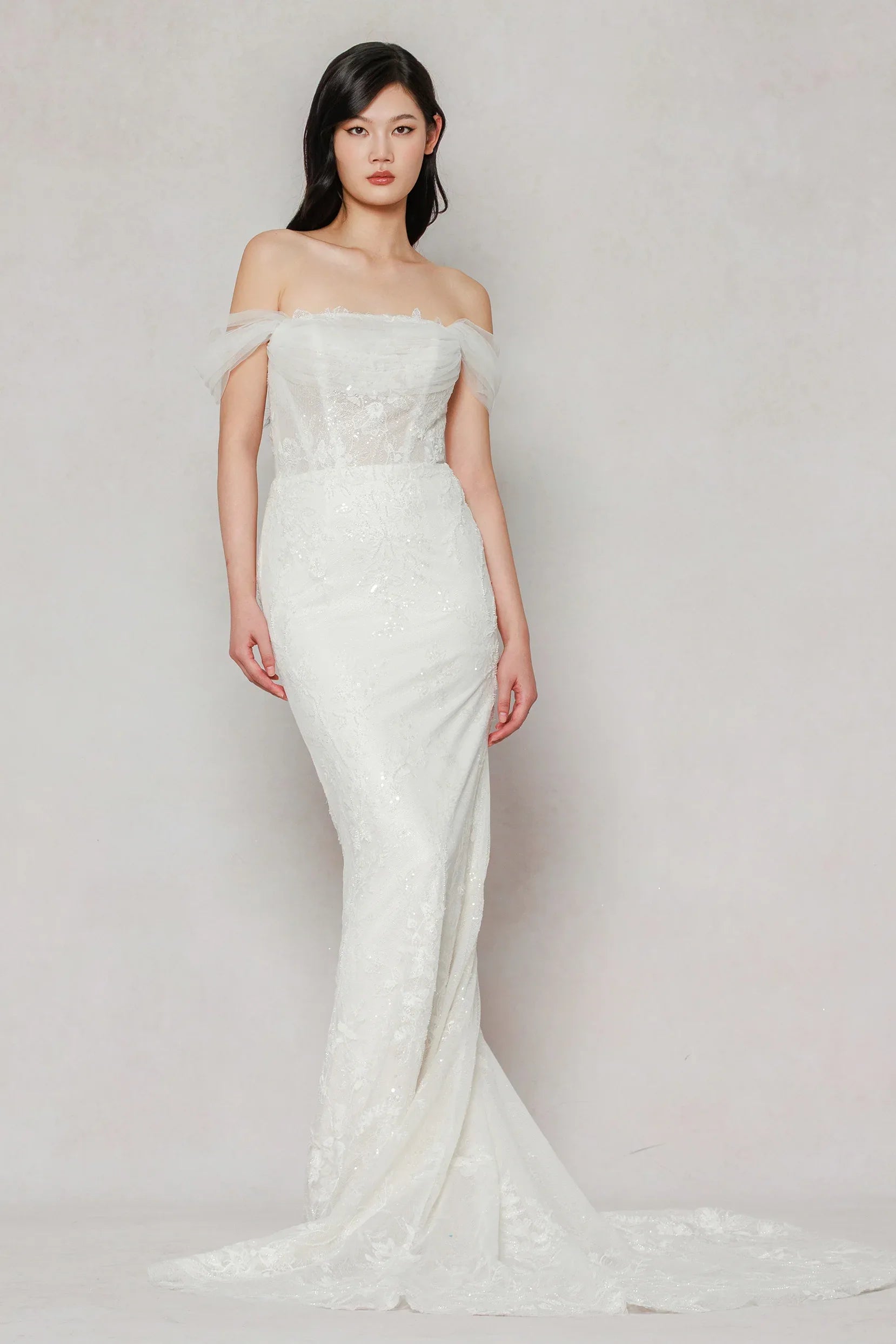 Trumpet-Mermaid Court Train Tulle Wedding Dress CW3642 - COCOMELODY