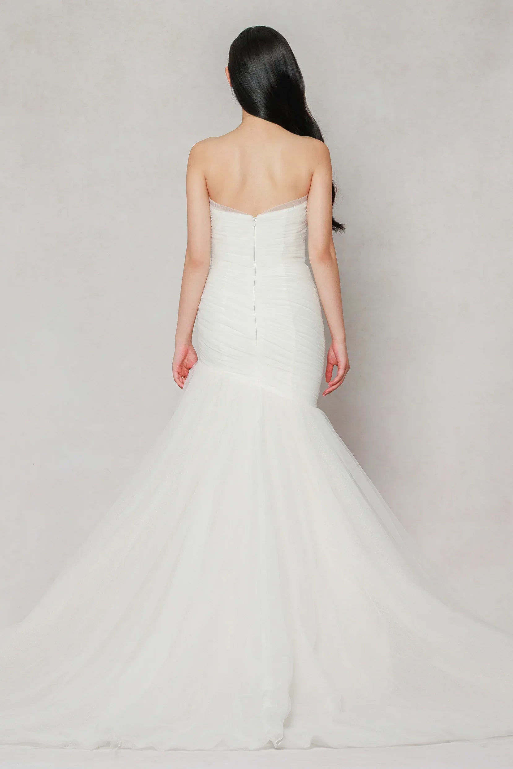 Trumpet-Mermaid Court Train Dot Tulle Wedding Dress CW3644 - COCOMELODY