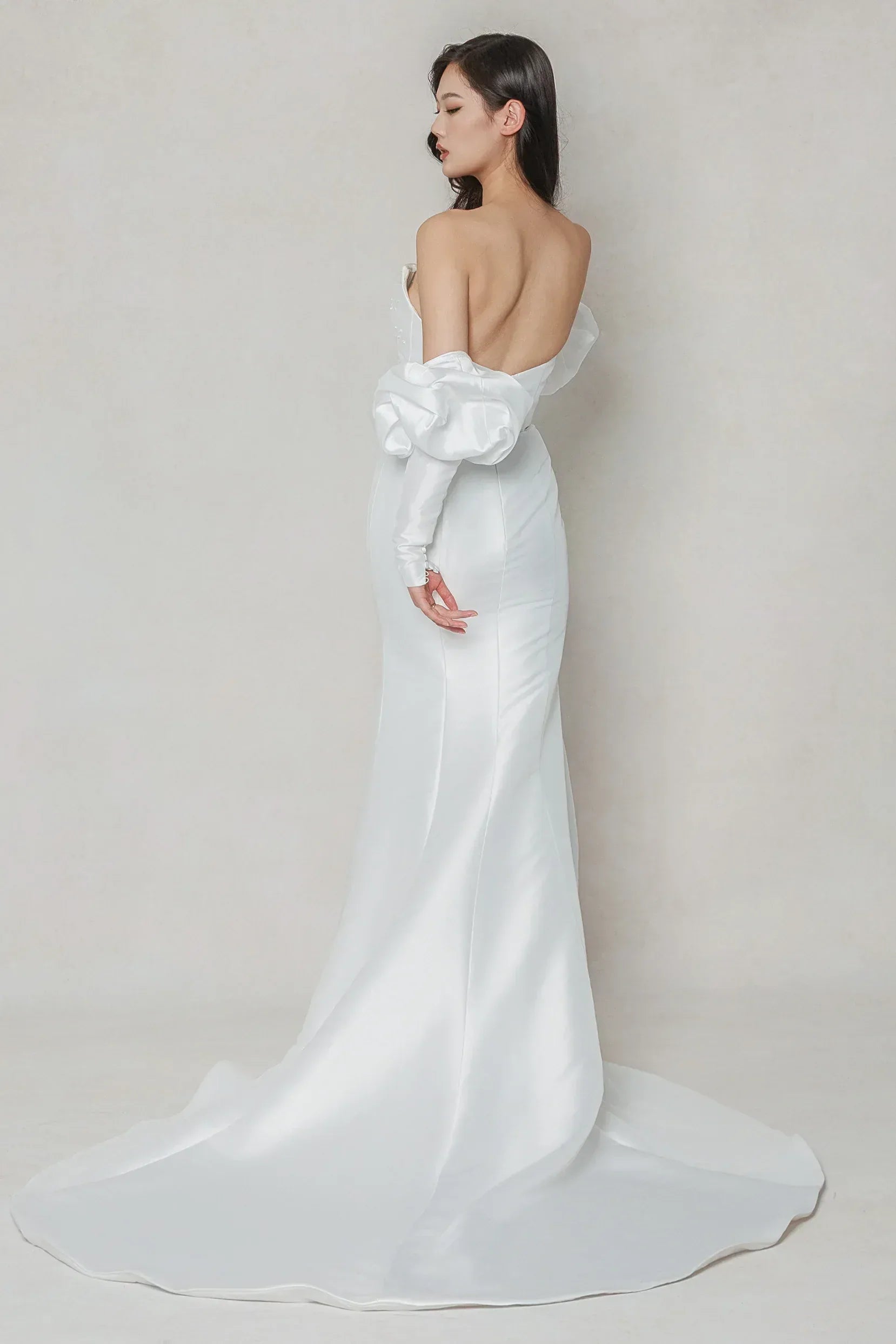 Trumpet-Mermaid Court Train Mikado Wedding Dress CW3649 - COCOMELODY