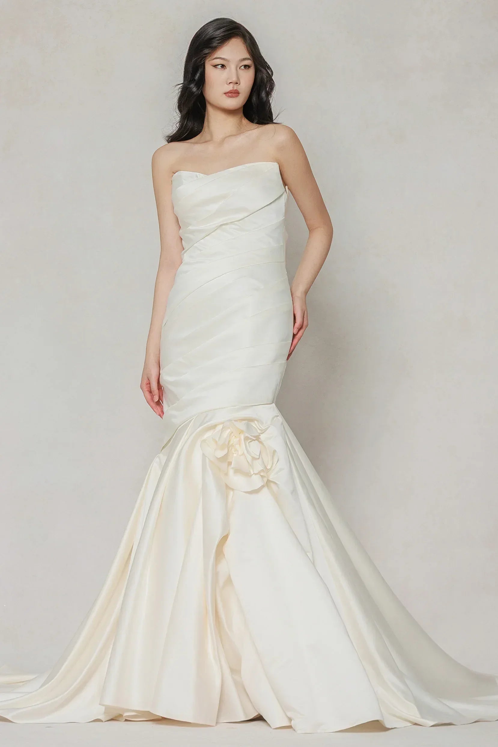 Trumpet-Mermaid Court Train Satin Wedding Dress CW3651 - COCOMELODY