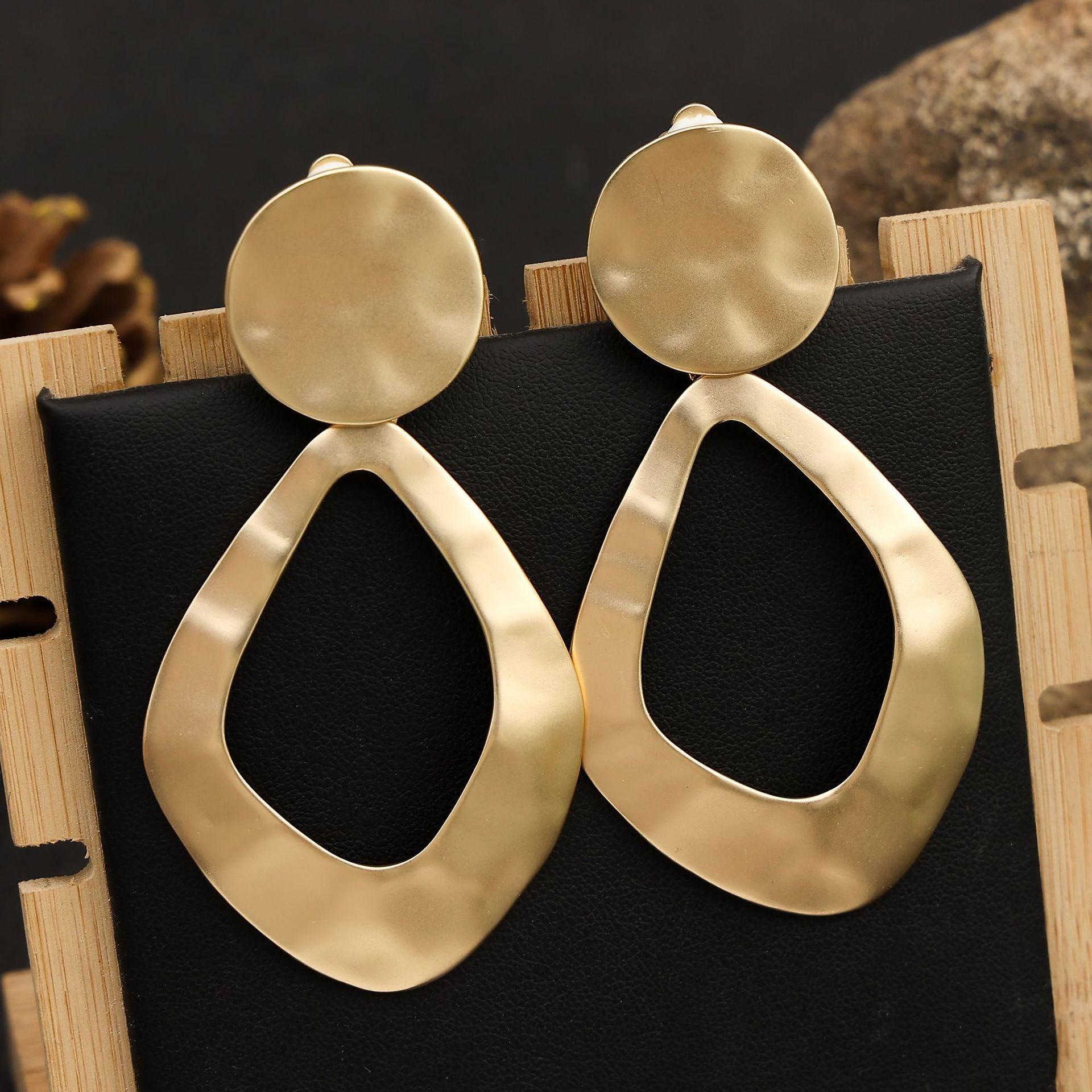 Atmospheric exaggerated ear clips Fashion geometric metal earrings 671815042653 - COCOMELODY