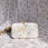 Embroidered evening bag Temperament clutch bag 681571423932 - COCOMELODY