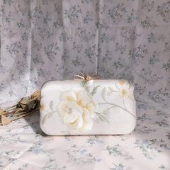 Embroidered evening bag Temperament clutch bag 681571423932 - COCOMELODY
