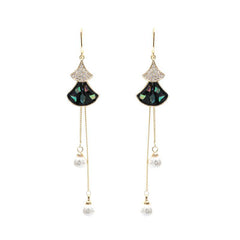 Scalloped pearl shell earrings 638241104102 - COCOMELODY