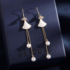 Scalloped pearl shell earrings 638241104102 - COCOMELODY