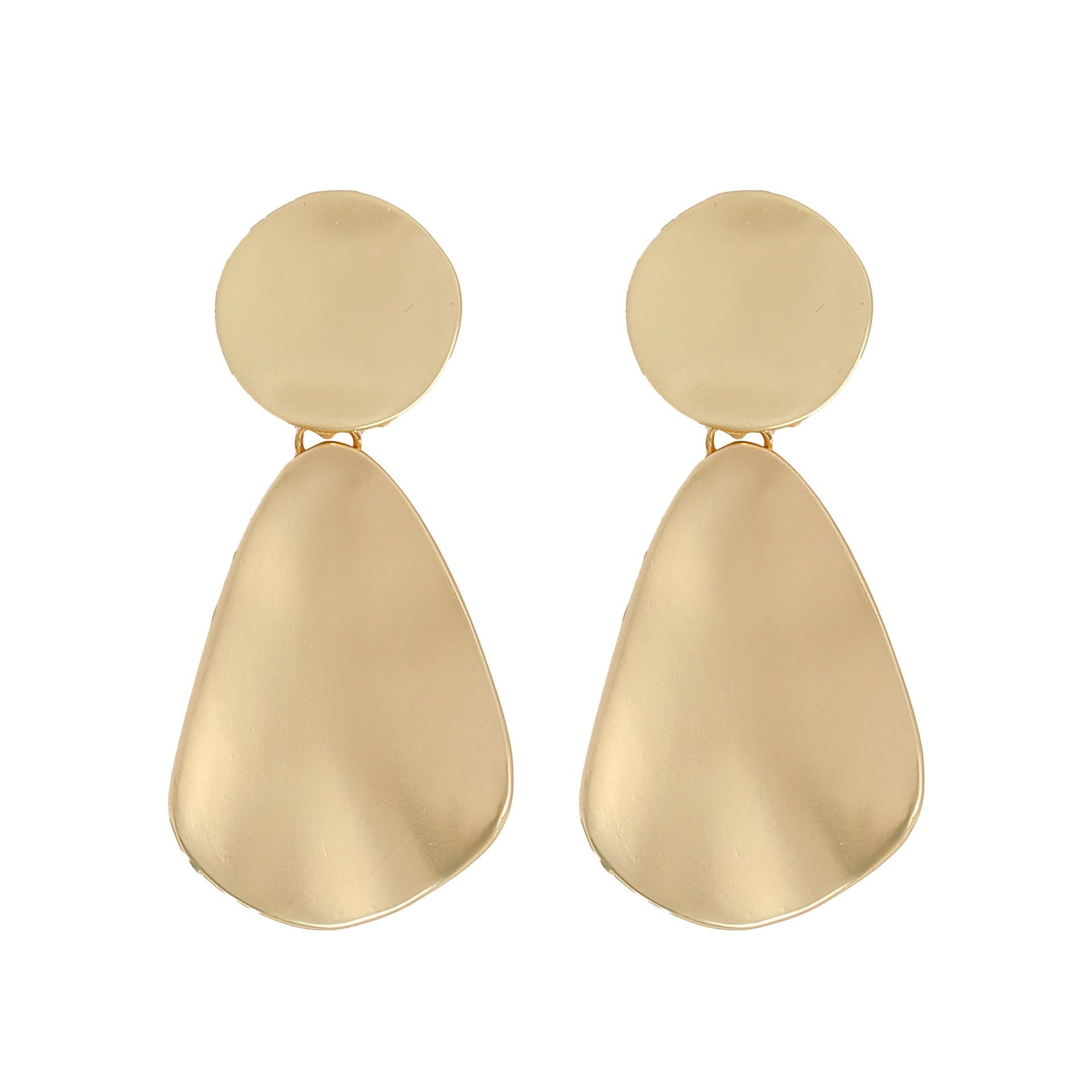 Atmospheric exaggerated earrings Fashion geometric metal mid-length earrings 683444245645 - COCOMELODY