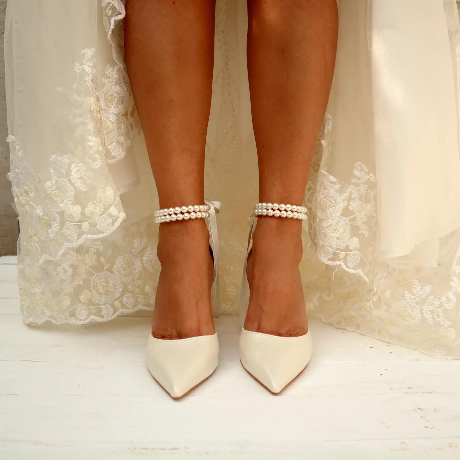 Pearl white Satin Pointy Block Heels 708400120081 - COCOMELODY