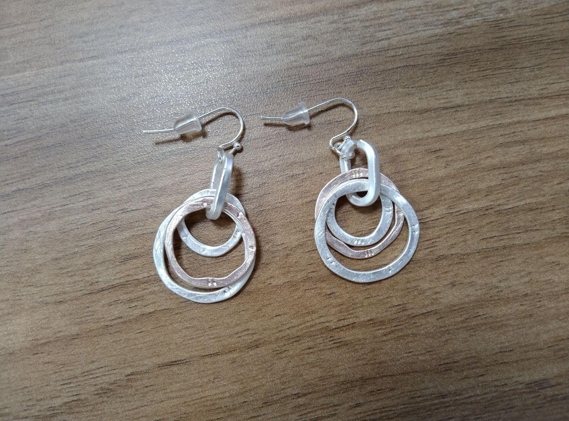 Stylish earrings Simple high sense pendant earrings 672418001308 - COCOMELODY