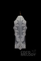 One-tier Lace Edge Tulle Hip Veils with Appliques AV180009 - COCOMELODY