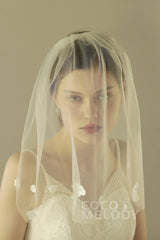 One-tier Cut Edge Tulle Shoulder Veils with Flower CV0236 - COCOMELODY
