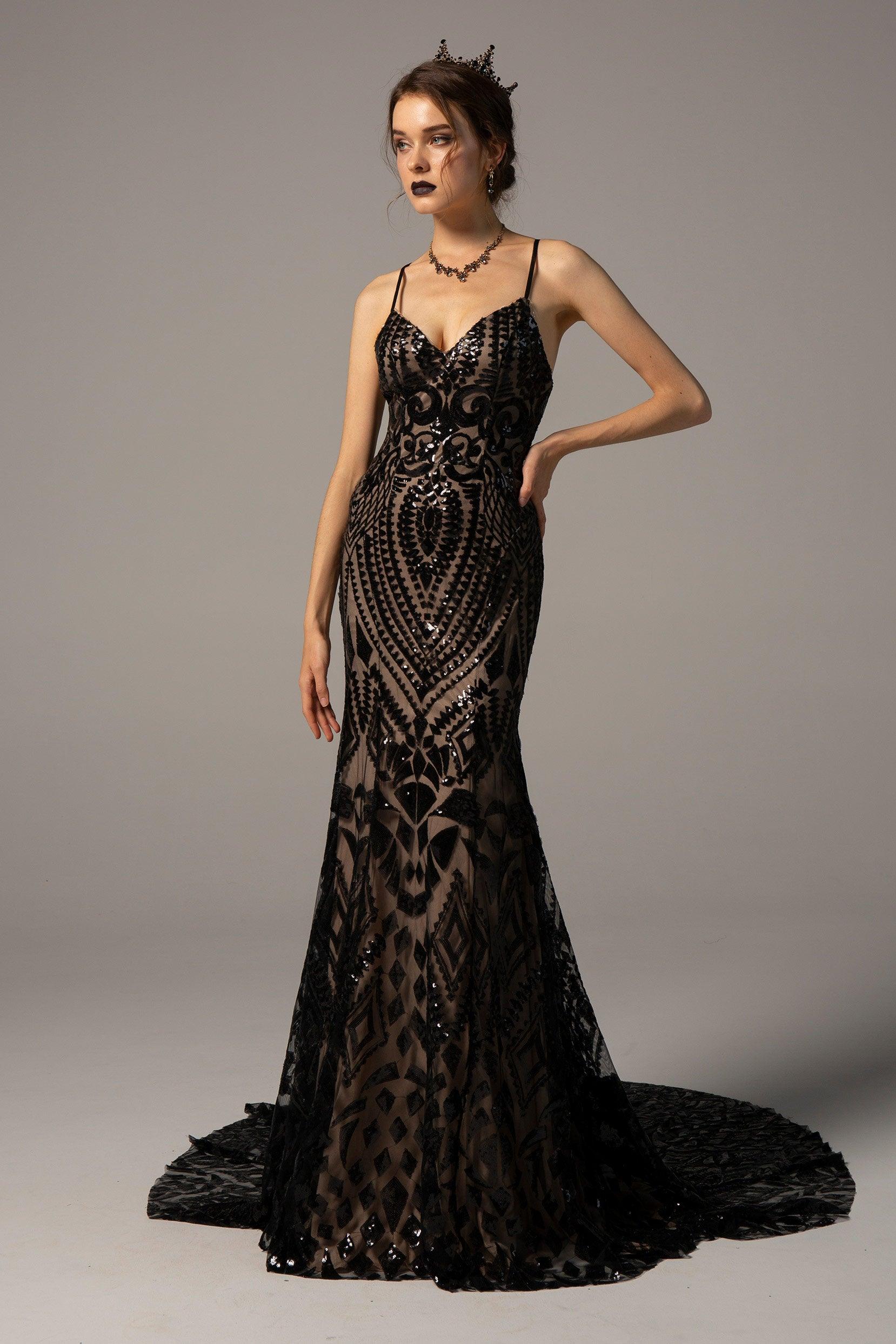 Trumpet-Mermaid Court Train Lace Wedding Dress CW2324 - COCOMELODY