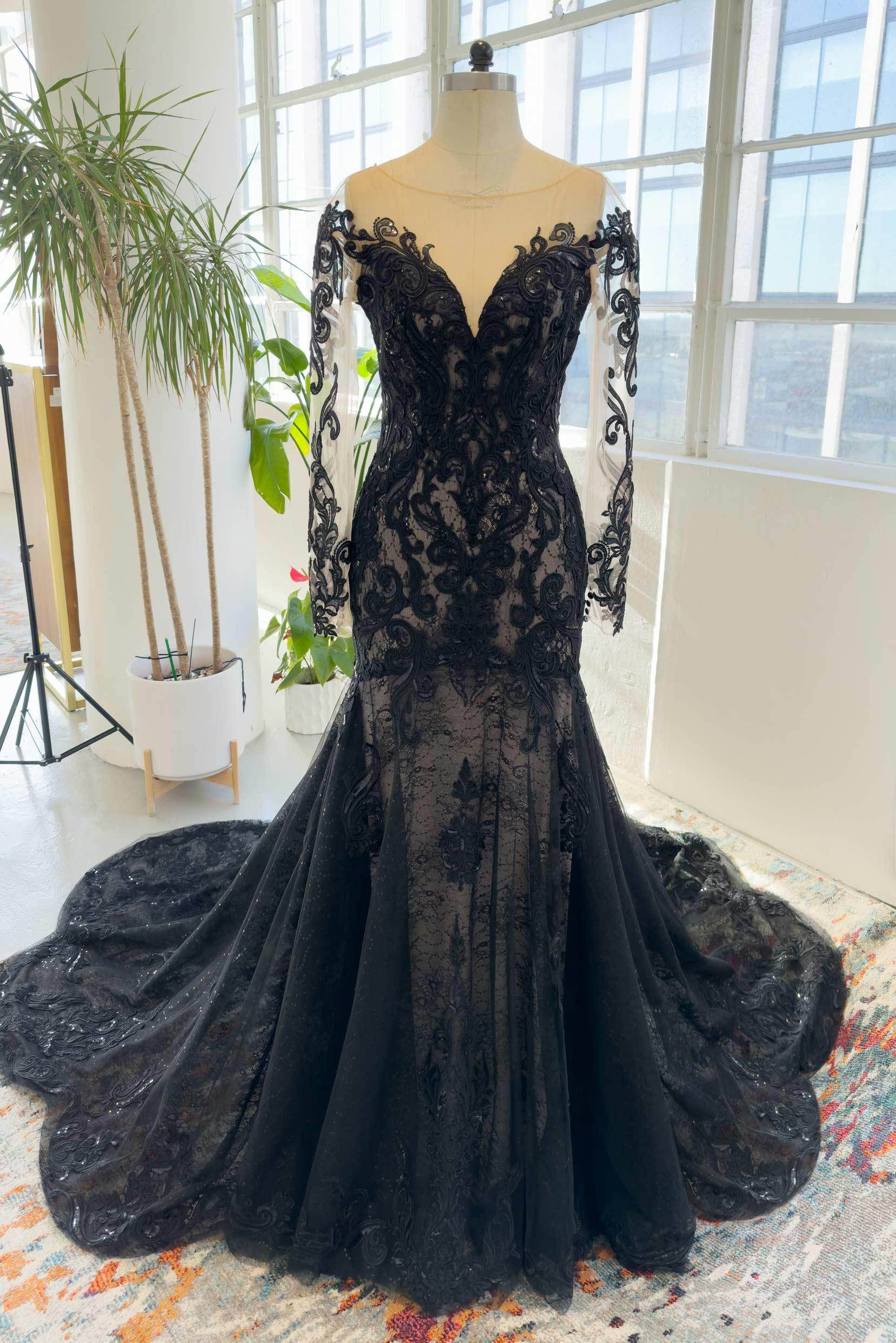 Trumpet-Mermaid Chapel Train Lace Tulle Wedding Dress CW3009 - COCOMELODY