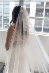 One-tier Lace Edge Lace Tulle Chapel Veils with Appliques CV0324 - COCOMELODY