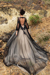 A-Line Court Train Tulle Wedding Dress CW2335 - COCOMELODY