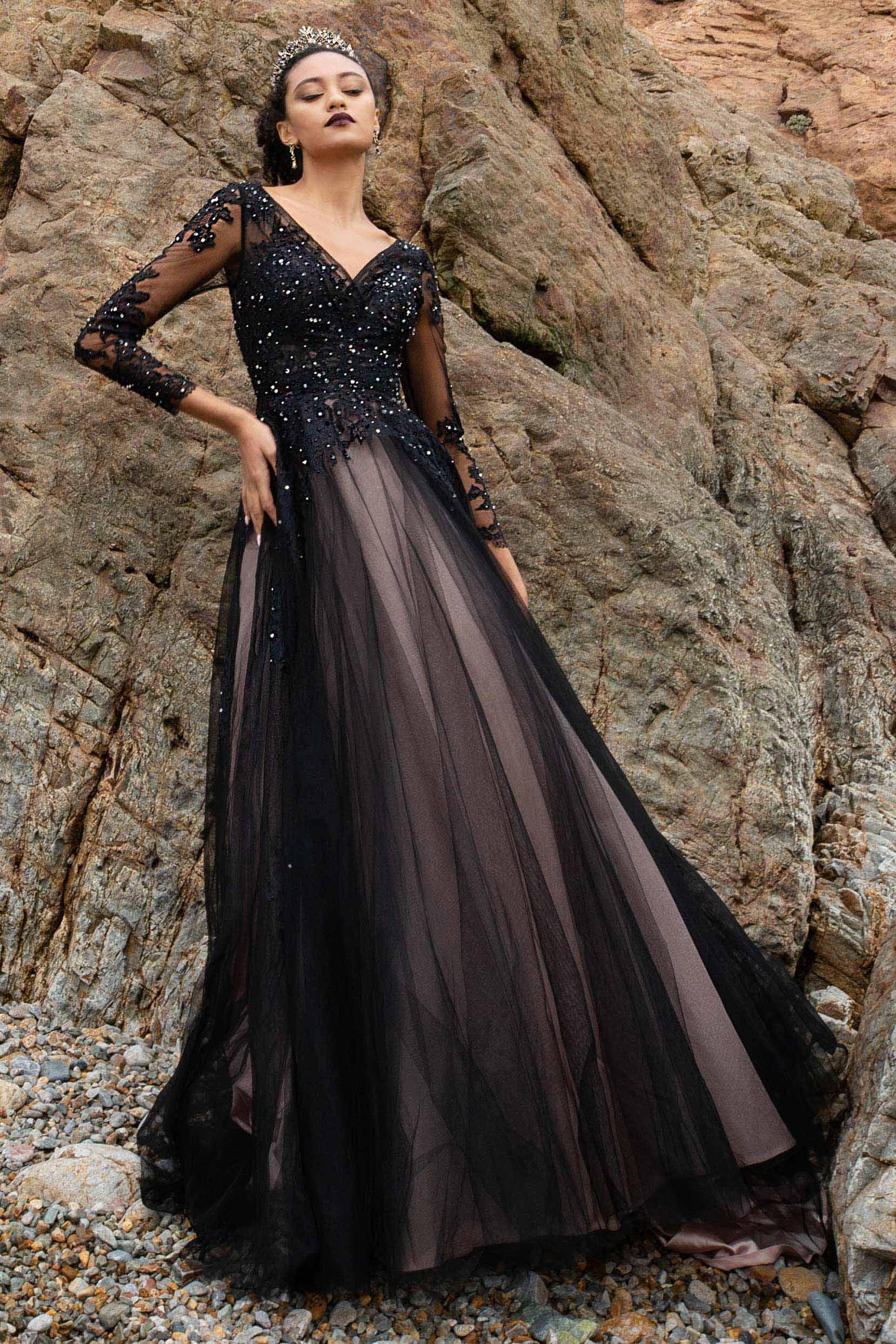 A-Line Court Train Tulle Wedding Dress CW2336 - COCOMELODY
